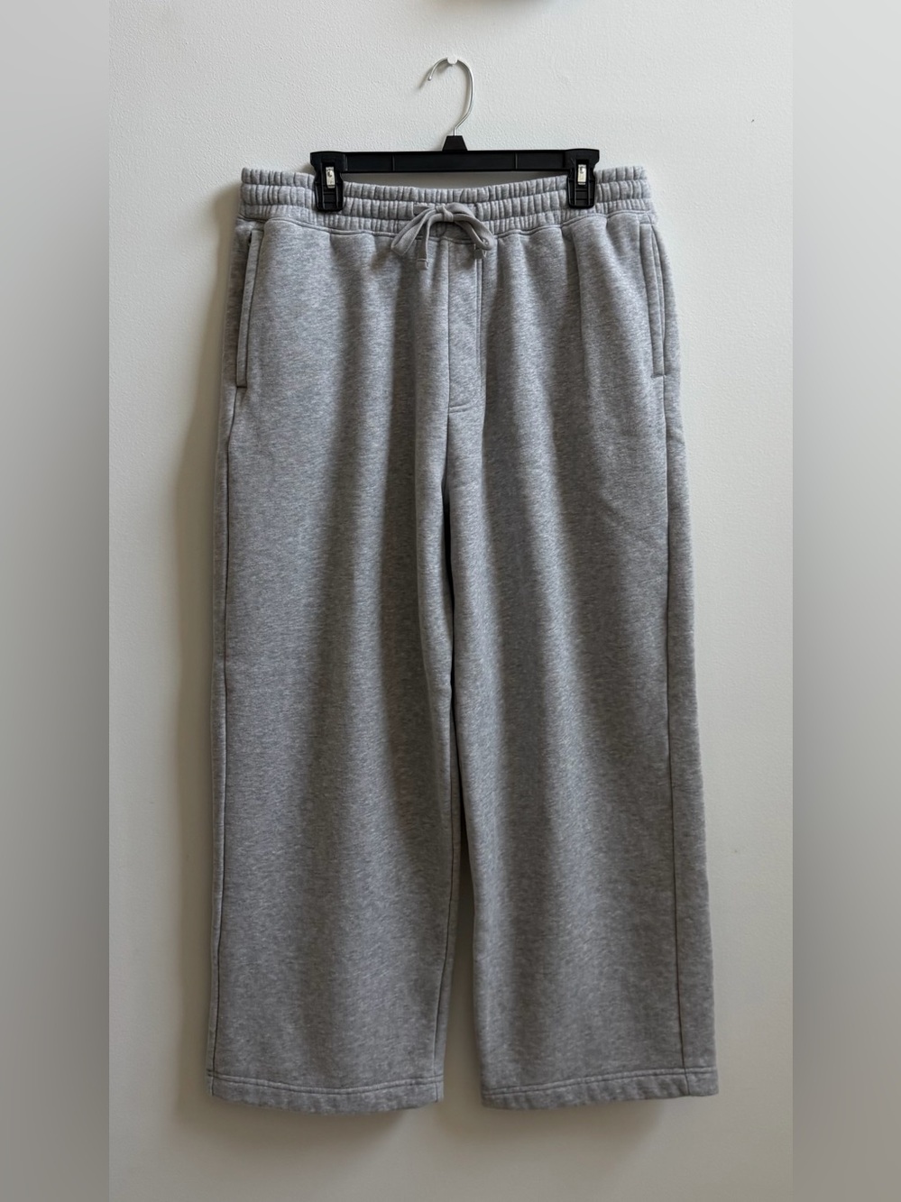 Hollister Light Heather Gray Baggy Sweatpants